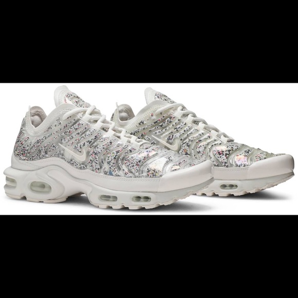 Nike AirMax plus LX